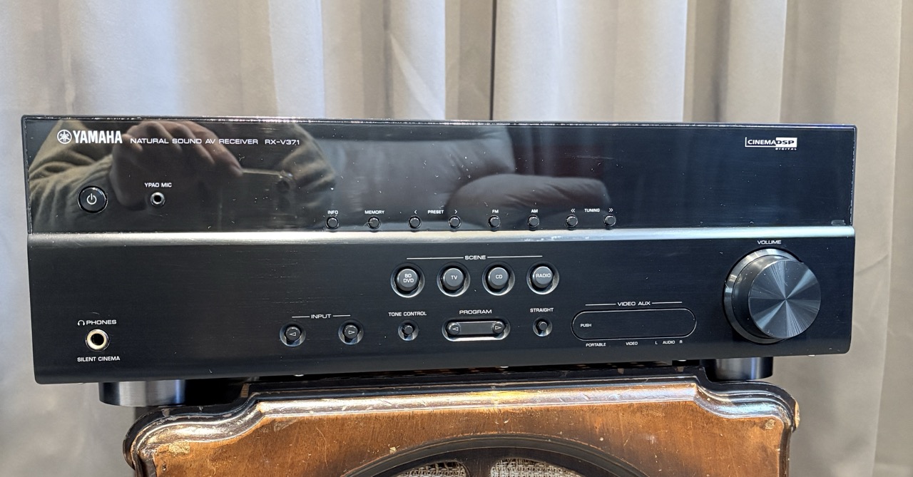 Yamaha RX-V371